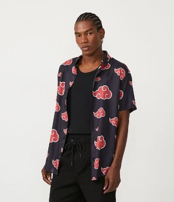 Camisa Manga Curta em Viscose com Estampa Akatsuki
