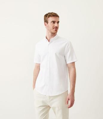 Camisa Comfort em Oxford com Gola Colarinho e Manga Curta