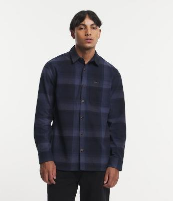 Camisa Comfort em Algodão Xadrez com Bolso e Manga Longa