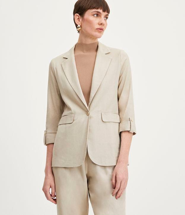 Blazer Alongado em Linho com Mangas Dobradinhas - 1