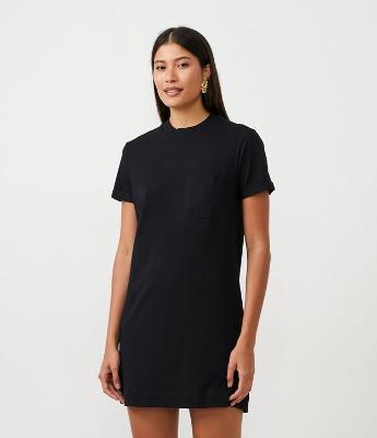 Vestido T-Shirt Básico em Meia Malha com Bolsinho Frontal