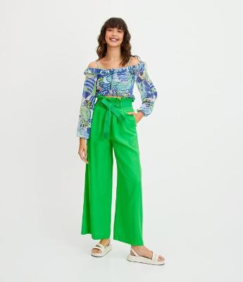 Blusa Cropped em Tule com Babadinhos e Estampa Abstrata
