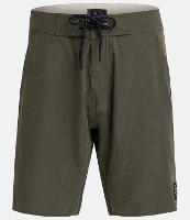 Bermuda em Microfibra com Cordão Bolsos e Patch na Barra - 1