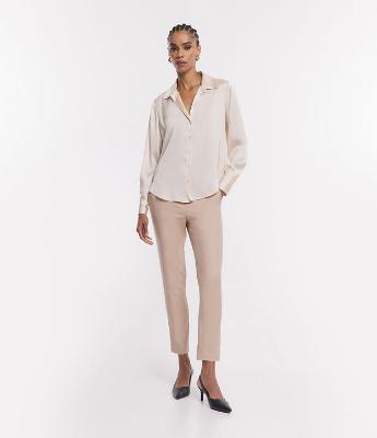 Calça Cigarrete em Algodão com Bolsos