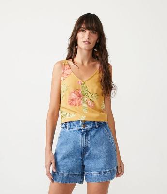 Blusa Regata em Viscose com Estampa de Folhas
