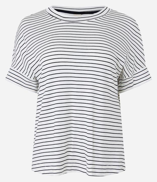 Blusa Manga Curta em Viscose Listrada - 2