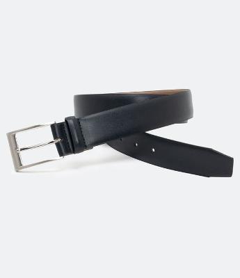 Cinto em Couro com Ajuste por Fivela