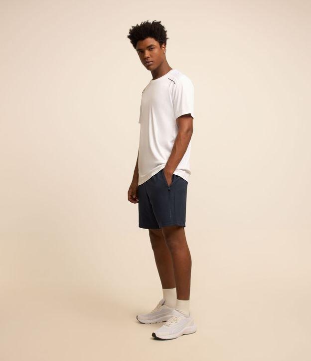 Bermuda Esportiva Texturizada com Cós Elástico e Zíper no Bolso - 2