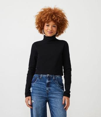 Blusa em Ribana com Gola Alta