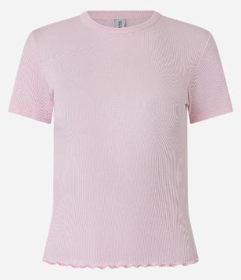 Blusa Básica Texturizada em Viscose com Acabamento Frufru