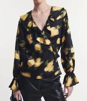 Blusa em Crepe com Jabô no Decote e Estampa Floral Distorcida - 1