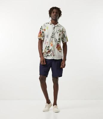 Bermuda de Banho com Cós Elástico e Bolsos