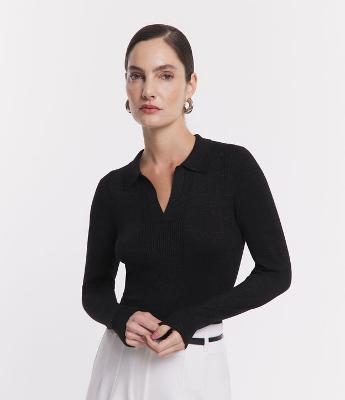 Blusa em Viscose com Gola V e Lapela