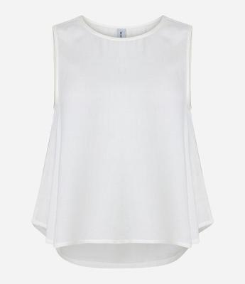 Blusa Regata em Crepe com Decote Redondo