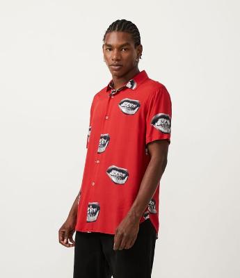 Camisa Manga Curta em Viscose com Estampa de Bocas