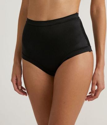 Calcinha Alta em Microfibra Texturizada DeMillus