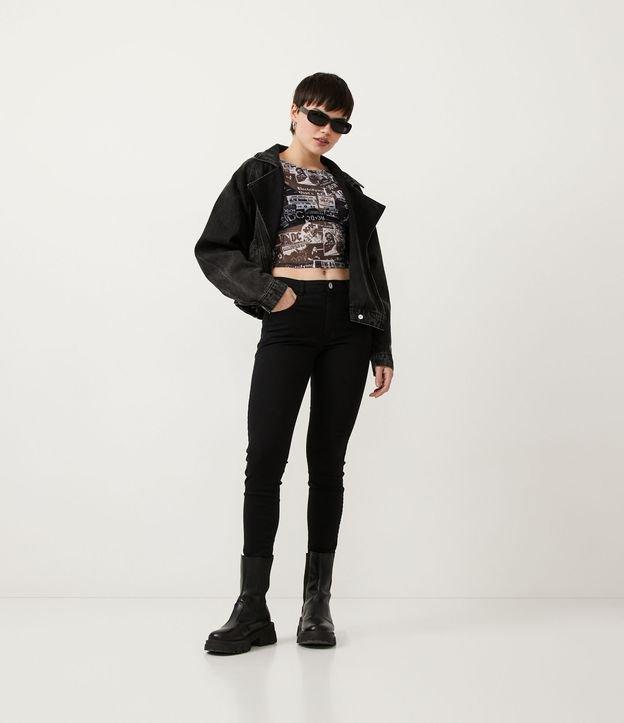 Calça Push Up Básica em Sarja com Bolsos - 1