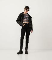 Calça Push Up Básica em Sarja com Bolsos - 1