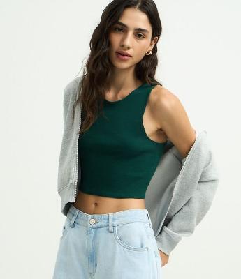 Blusa Cropped sem Manga em Algodão com Textura Canelada