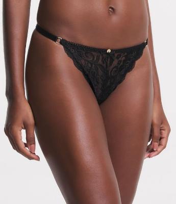 Calcinha String Fio em Renda Floral