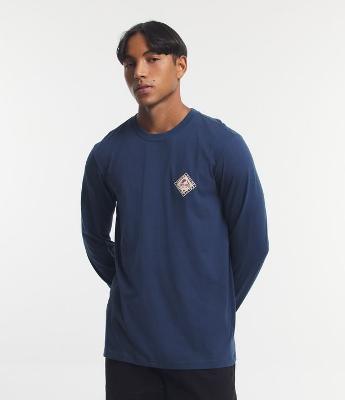Camiseta Regular em Meia Malha com Estampa de Losango no Peito