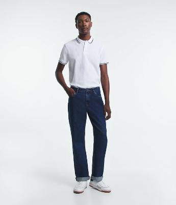 Calça Reta Jeans com Bolsos e Barra Dobrada