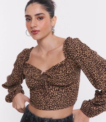 Blusa Cropped em Viscose Estampa Animal Print Oncinha