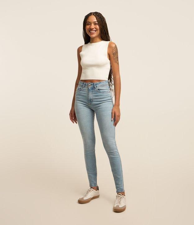 Calça Skinny Básica em Jeans com Cintura Média - 3