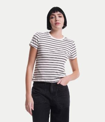 Camiseta em Meia Malha Listrada com Manga Curta