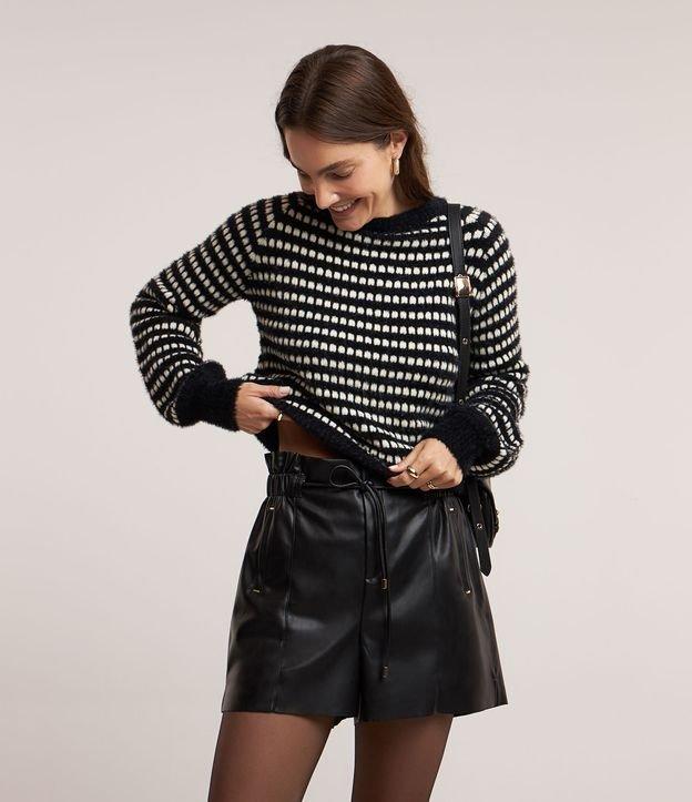 Short Clochard em Material Sintético com Cordão - 2