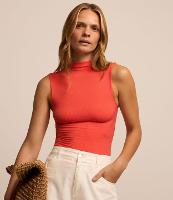 Blusa sem Manga em Viscose com Gola Alta e Textura Canelada - 3