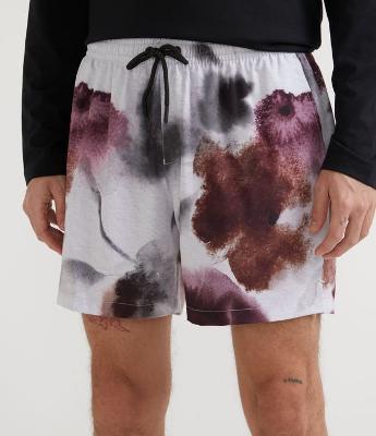 Bermuda com Cós Elástico e Estampa Floral
