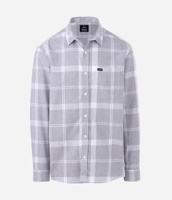 Camisa em Flanela Xadrez com Bolsos e Botões Frontais