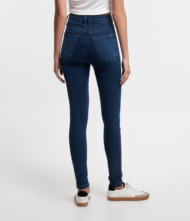 Calça Skinny em Jeans com Cintura Alta - 3