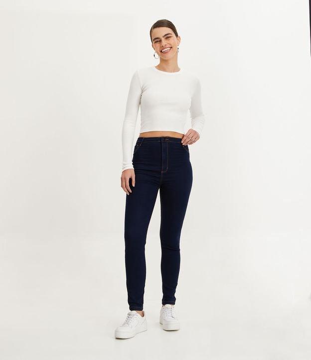 Calça Skinny em Jeans com Pespontos Contrastantes e Cintura Alta - 1