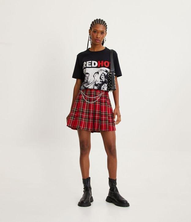 Saia Curta Plissada em Alfaiataria Xadrez com Correntes - 2