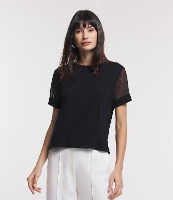 Blusa em Viscose com Mangas Curtas em Tule