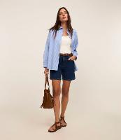 Short Jeans Clássico com Cintura Média - 3