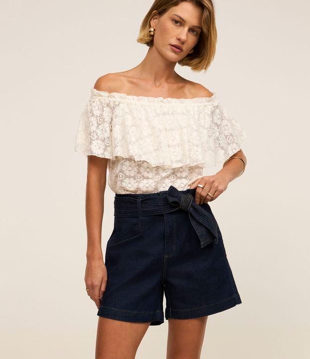 Short Mom em Jeans com Elastano e Cinto Faixa - 4