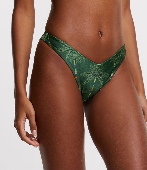 Biquíni Calcinha Asa Delta em Poliamida com Estampa Coqueiros - 1