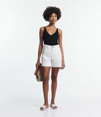 Short Cintura Alta em Sarja com Costura Aparente