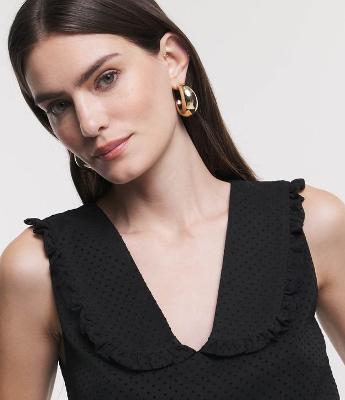 Blusa Sem Manga em Chiffon com Gola Boneca e Poás Estampados