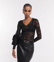 Blusa em Renda com Transparência e Textura Floral - 1