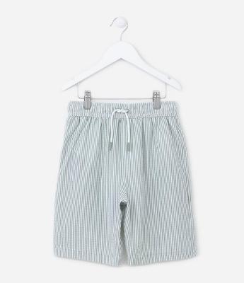 Bermuda Infantil Texturizada com Estampa Listrada - Tam 5 a 14 anos