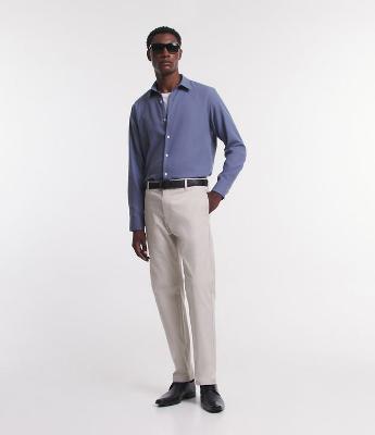 Calça Reta Básica em Sarja com Elastano