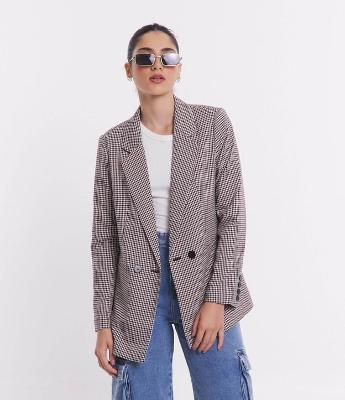 Blazer Alongado em Alfaiataria com Estampa Xadrez