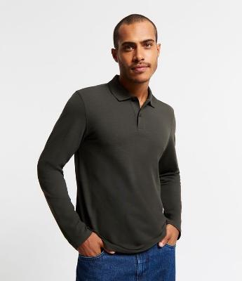 Polo em Algodão com Textura Piquet e Abotoamento