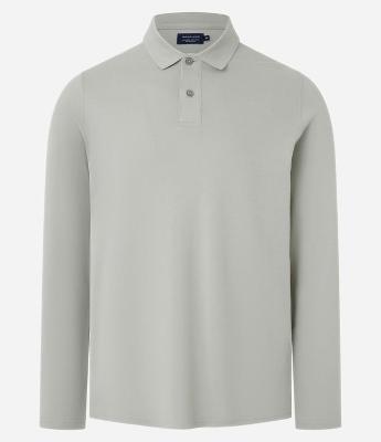 Polo em Algodão com Textura Piquet e Abotoamento