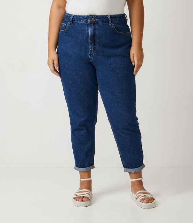 Calça Mom em Jeans Estonado Curve & Plus Size - 1