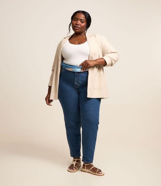 Calça Mom em Jeans Estonado Curve & Plus Size - 2